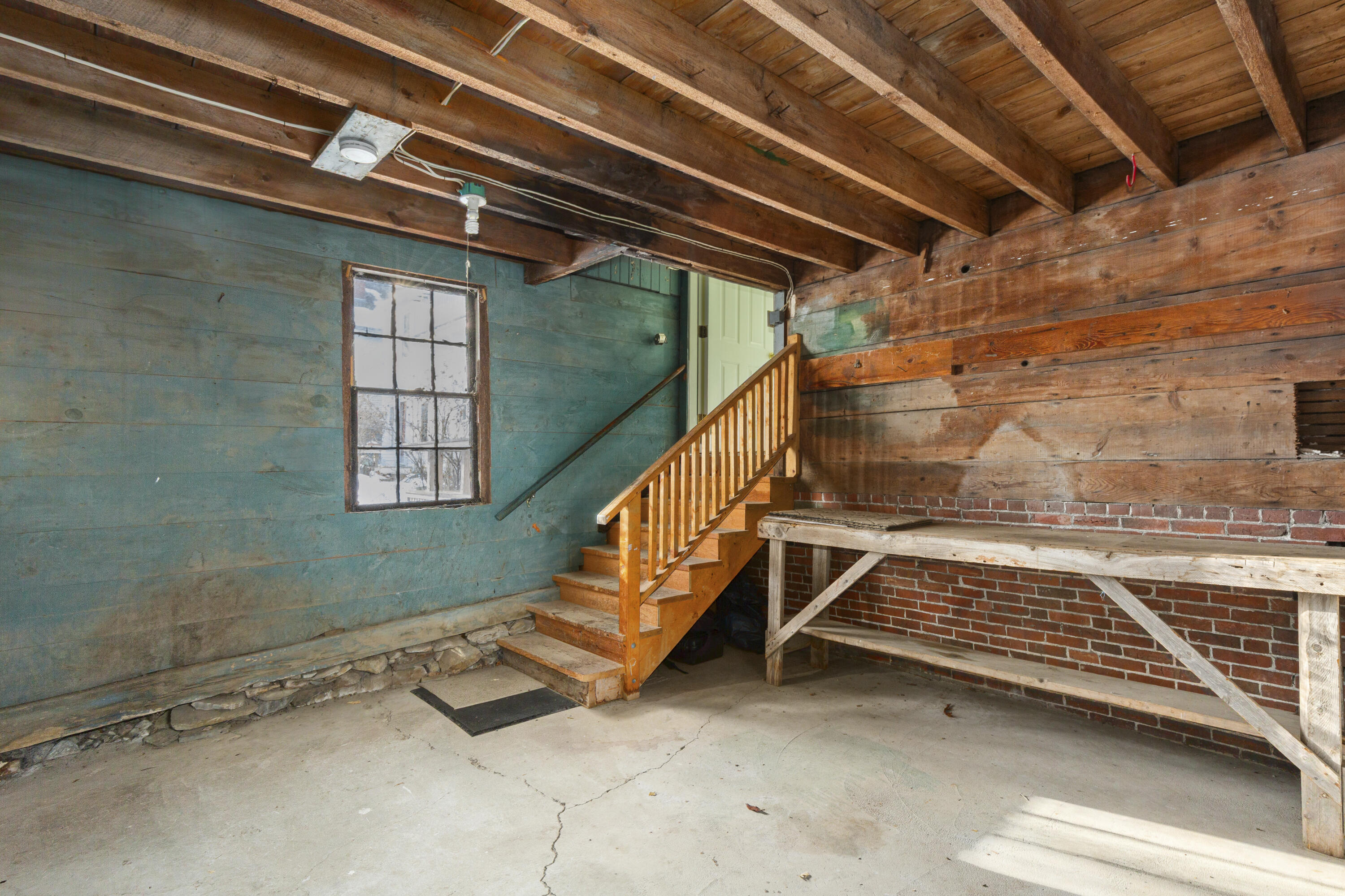 27 Court Street, Unit 1 Belfast, ME 04915 - Photo 22 of 32 27-27CourtSt-Unit1-Belfast