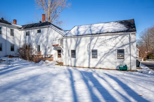 $330,000 | 27 Court Street, Unit 1, Belfast, ME 04915