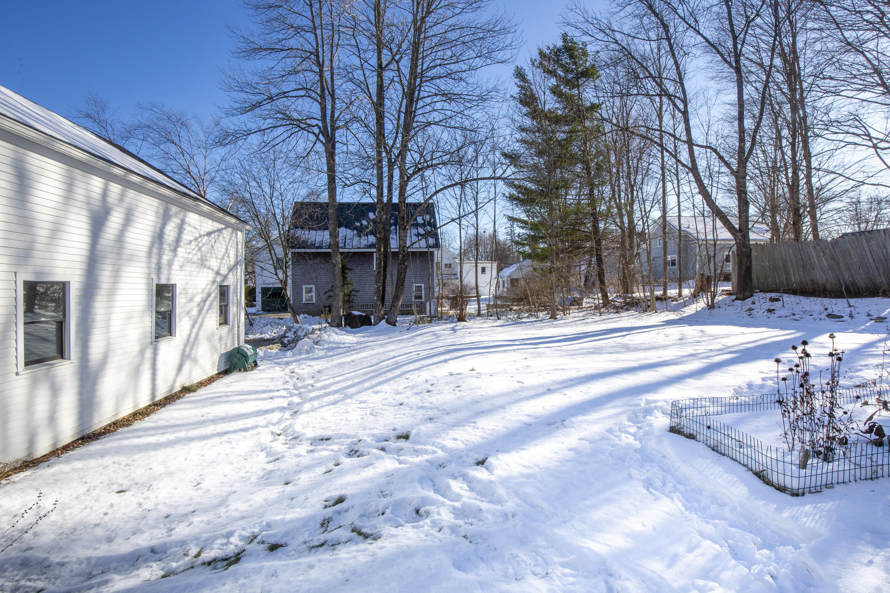 27 Court Street, Unit 1 Belfast, ME 04915 - Photo 27 of 32 32-27CourtSt-Unit1-Belfast