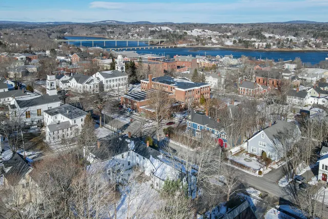 $330,000 | 27 Court Street, Unit 1, Belfast, ME 04915