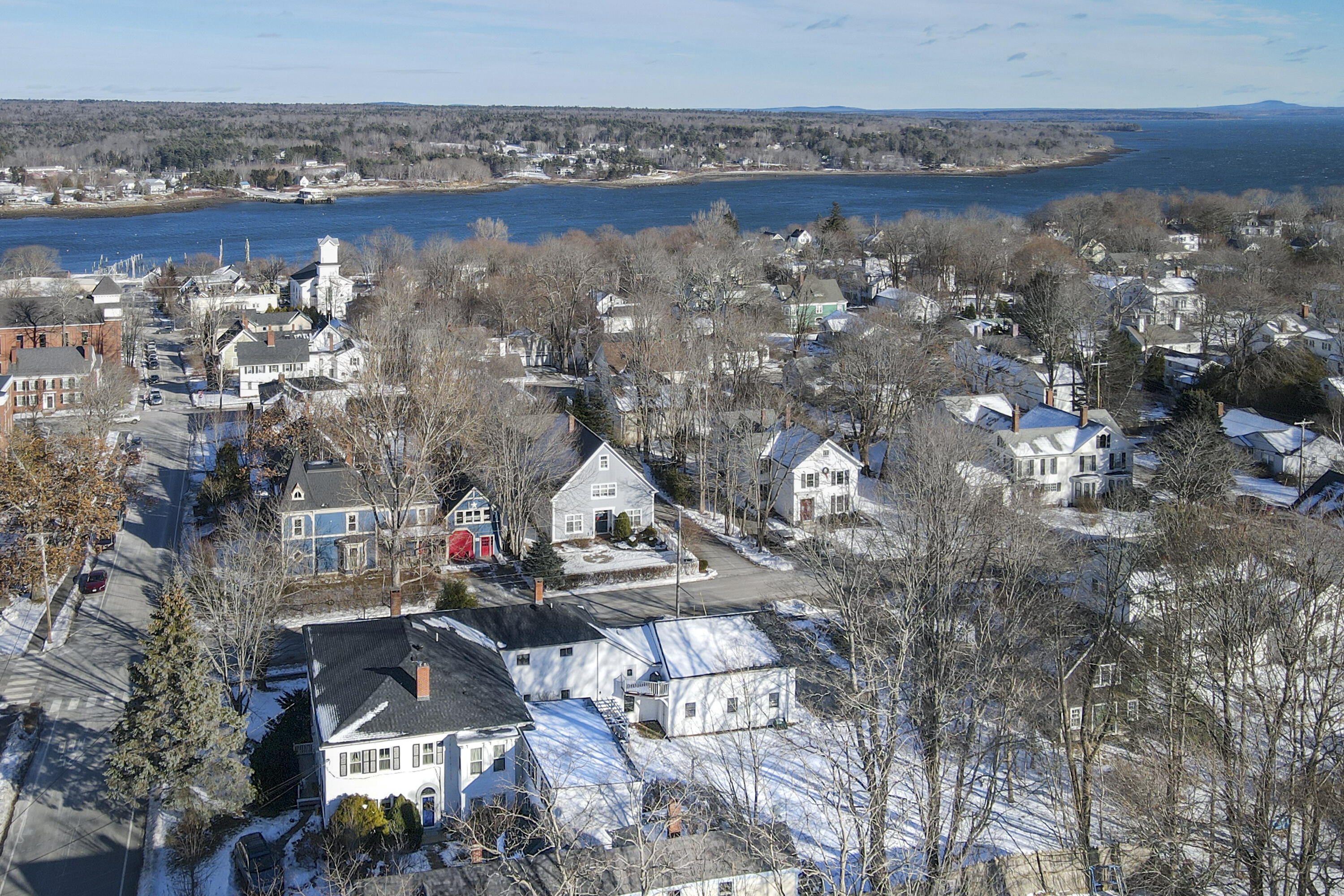 27 Court Street, Unit 1 Belfast, ME 04915 - Photo 31 of 32 35-27CourtSt-Unit1-Belfast