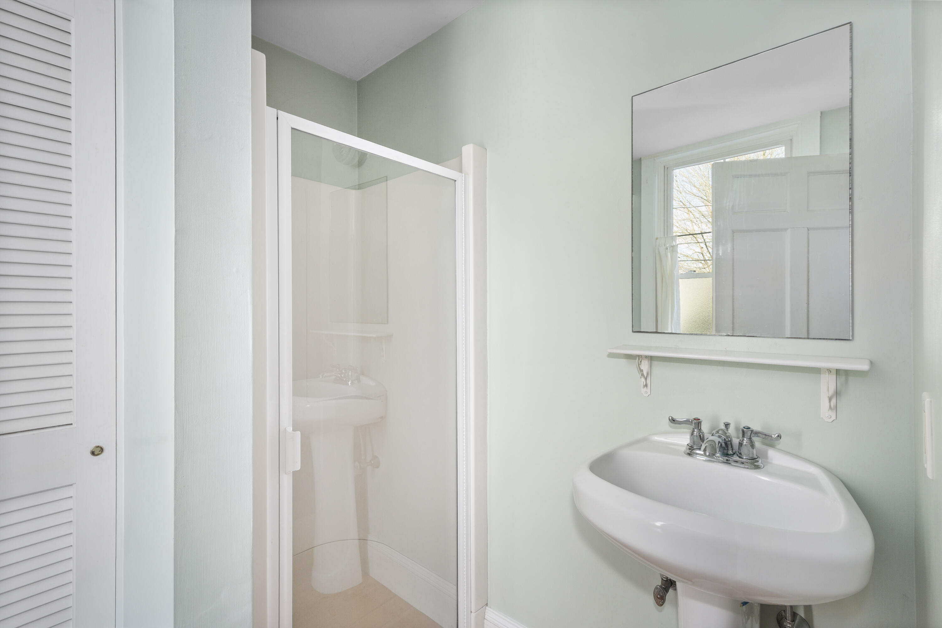 27 Court Street, Unit 1 Belfast, ME 04915 - Photo 8 of 32 10-27CourtSt-Unit1-Belfast