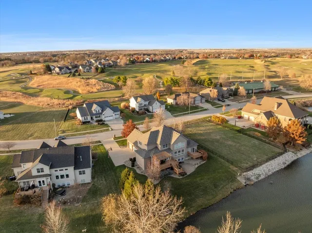 $642,000 | 3308 Carrington Lane, Bloomington, IL 61705