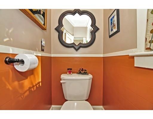 35 Juniper Road Worcester, MA 01602 - Photo 13 of 28 Gallery Image 13