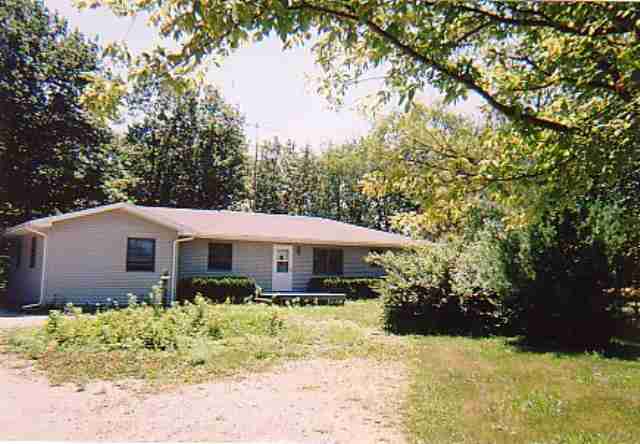 8378 Locust Road Delavan, IL 61734 - Photo 2 of 4
