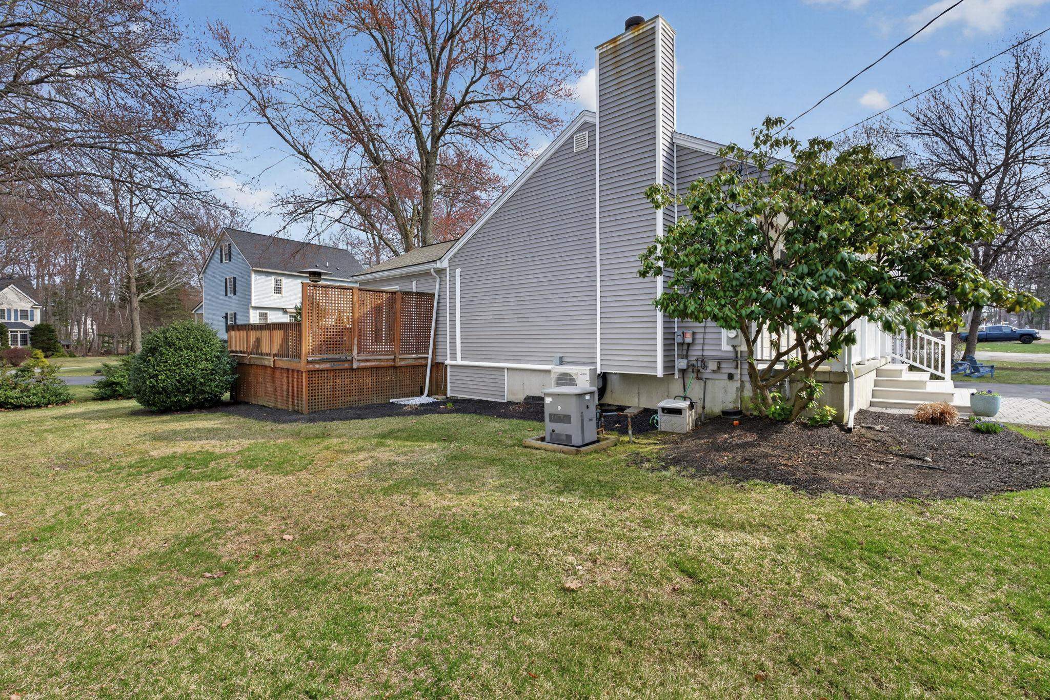 21 Hedman Avenue Hampton, NH 03842 - Photo 7 of 60