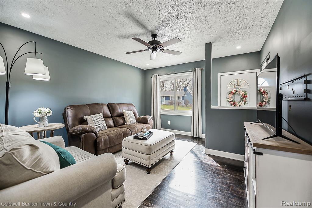 2400 Byrnes Road Lansing, MI 48906 - Photo 5 of 35 Gallery Image 5