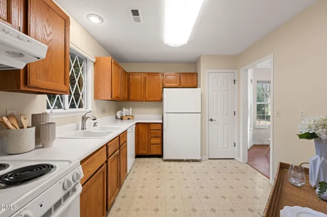 $379,000 | 105 Albany Point, Chapel Hill, NC 27517