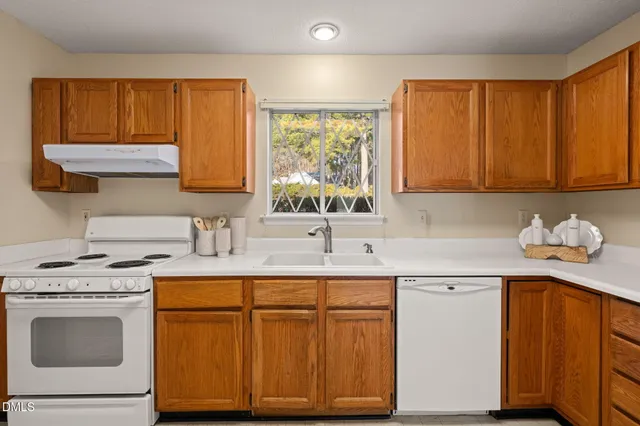 $379,000 | 105 Albany Point, Chapel Hill, NC 27517