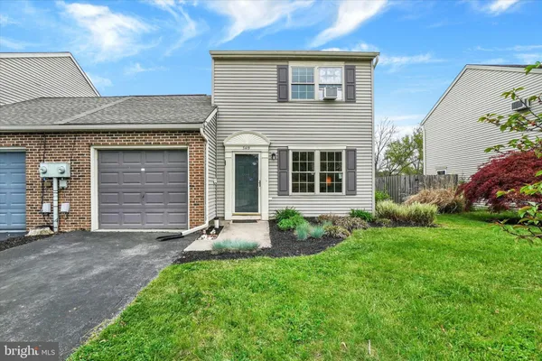 $180,000 | 3419 Glen Hollow Drive, Dover, PA 17315