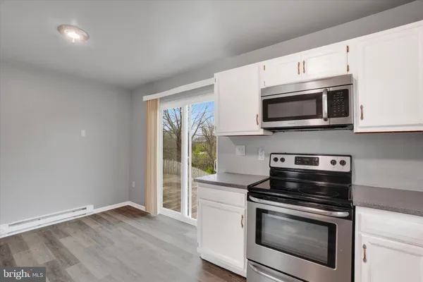 $180,000 | 3419 Glen Hollow Drive, Dover, PA 17315