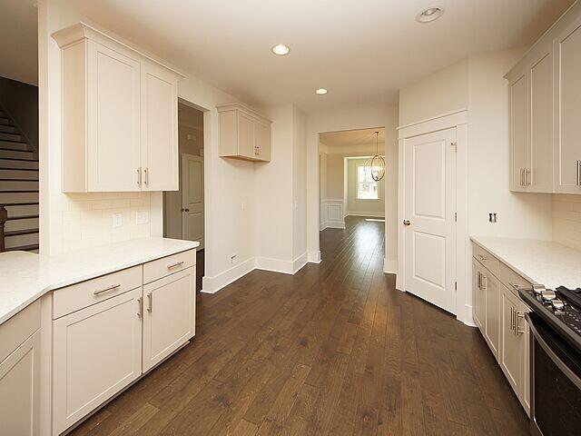 107 Riley Farms Court Summerville, SC 29486 - Photo 10 of 21 O6x-xq8M.jpeg