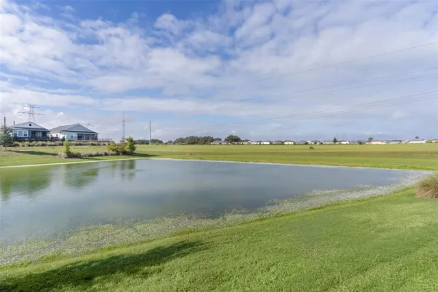 $2,275 | 6230 Dingman Way, The Villages, FL 32163