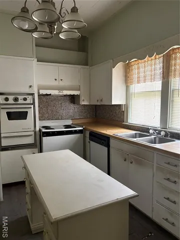 $85,000 | 230 Randolph Avenue, Ferguson, MO 63135