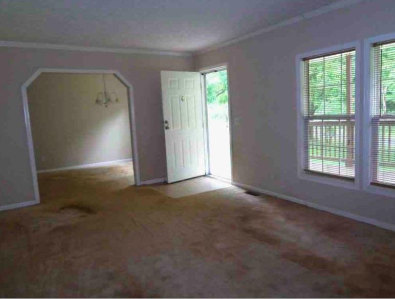241 Estep Hollow Road Elizabethton, TN 37643 - Photo 4 of 22 Gallery Image 4