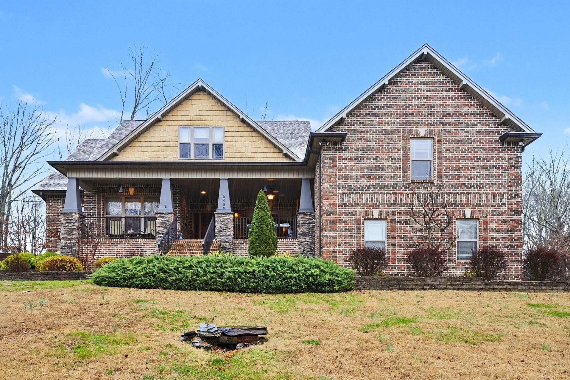 548 Strudwick Avenue Goodlettsville, TN 37072 - Photo 2 of 54 a front view of a house with garden