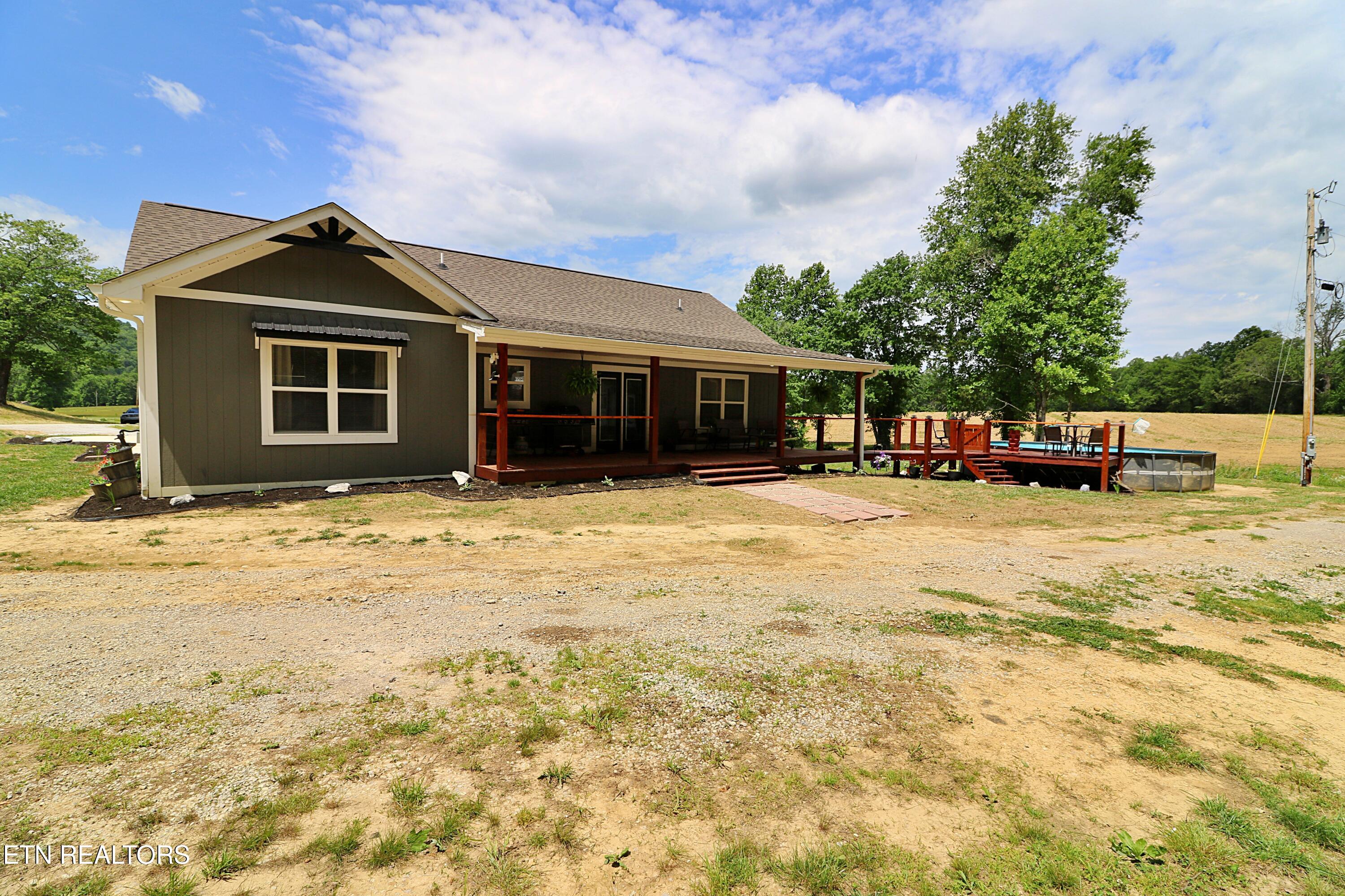 301 Lowin Fields Pvt Road Winfield, TN 37892 - Photo 41 of 49 094A3619