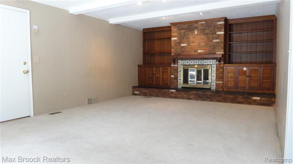 295 Cloverly Road Grosse Pointe Farms, MI 48236 - Photo 19 of 40