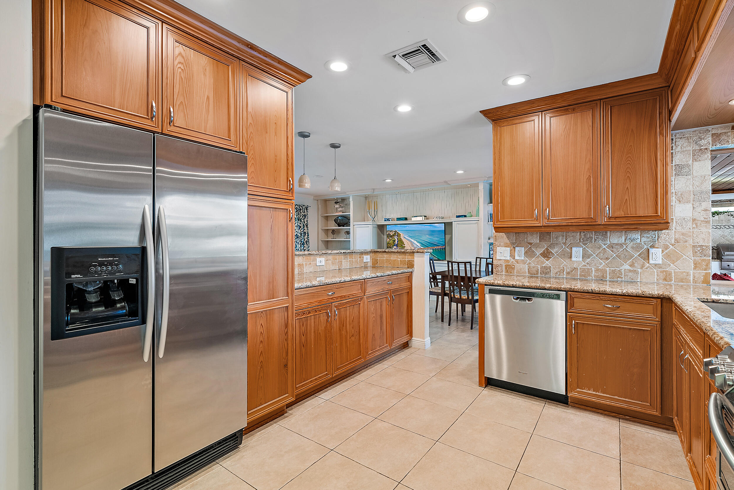 19165 Waterway Road Jupiter, FL 33469 - Photo 24 of 45 Kitchen