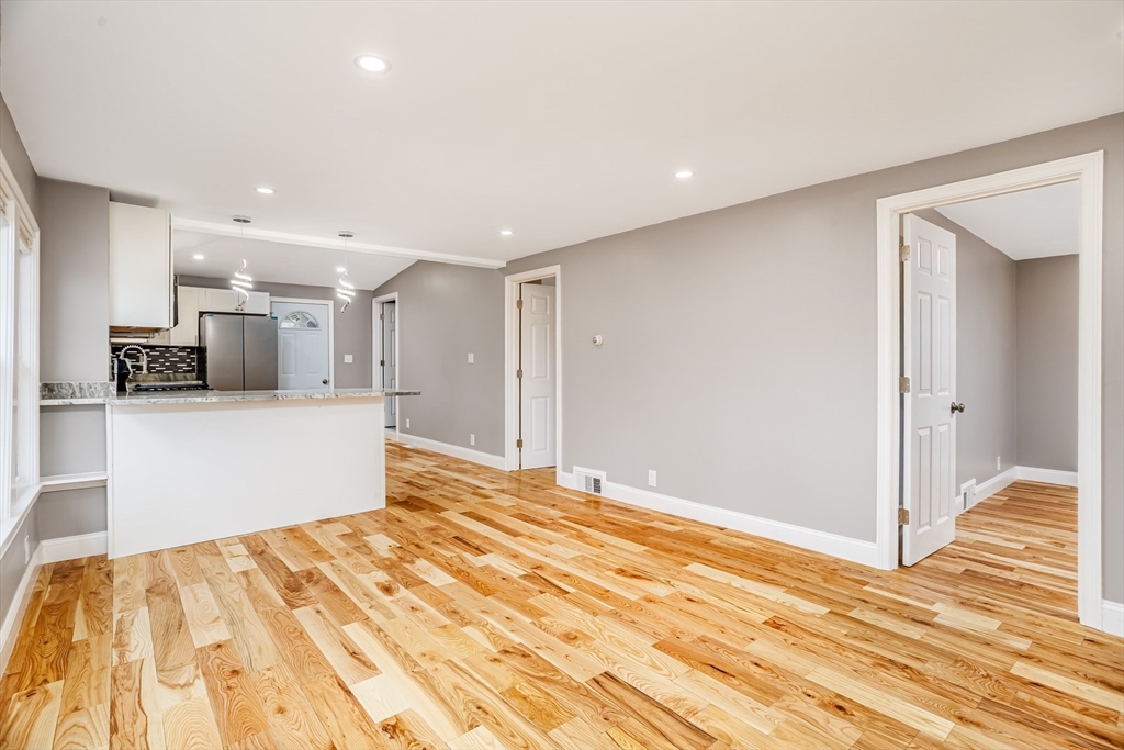 104 Youngs Road Lunenburg, MA 01462 - Photo 6 of 23