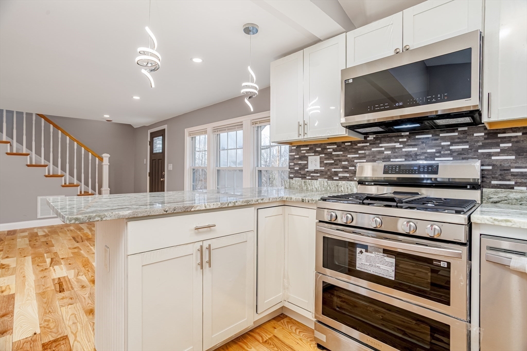 104 Youngs Road Lunenburg, MA 01462 - Photo 7 of 23