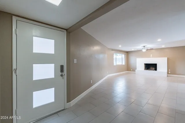 a view of empty room