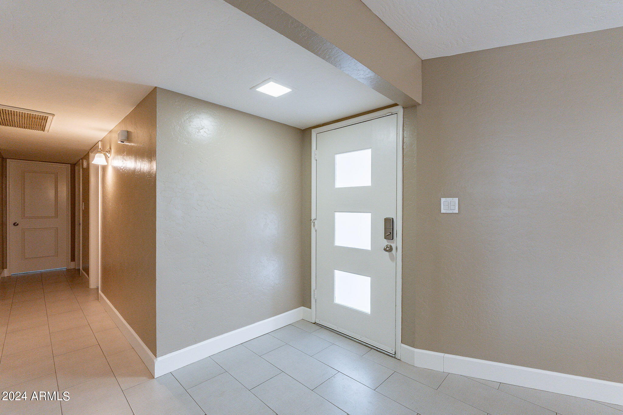 1320 East Orchid Lane Phoenix, AZ 85020 - Photo 9 of 48 a view of empty room