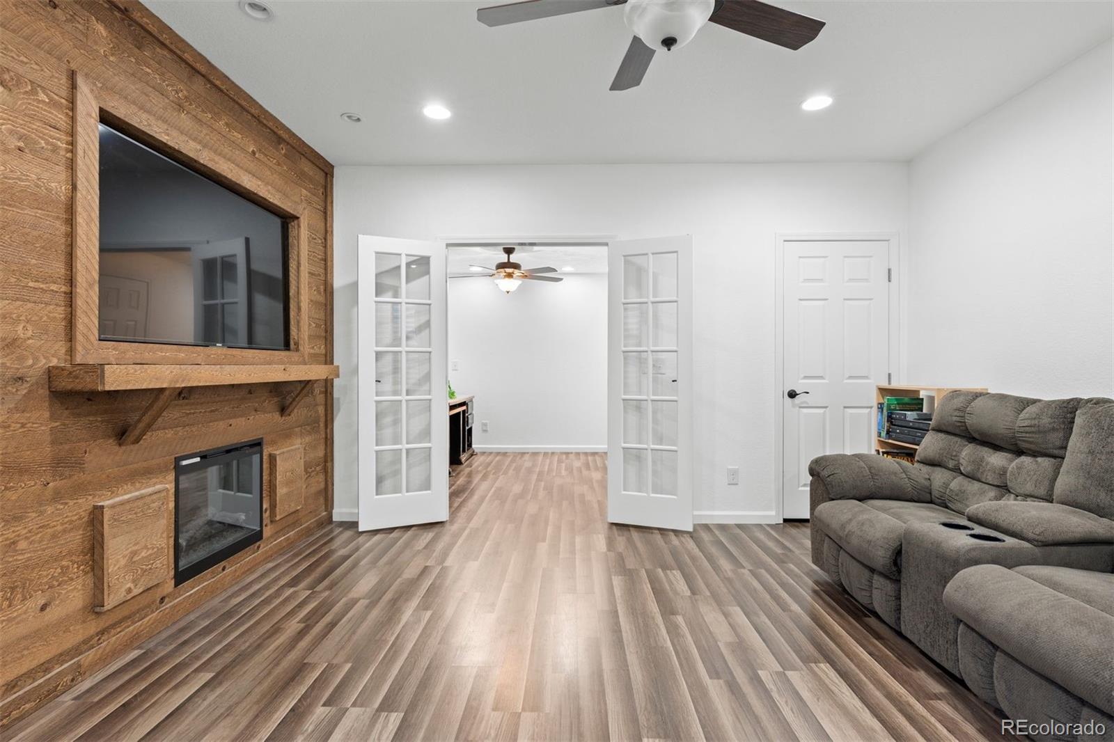 1849 Coach House Loop Castle Rock, CO 80109 - Photo 20 of 26