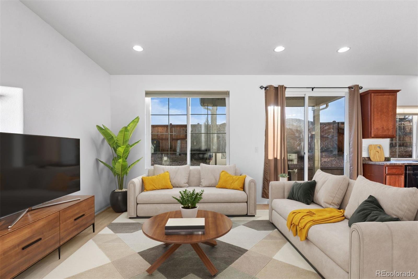 1849 Coach House Loop Castle Rock, CO 80109 - Photo 3 of 26