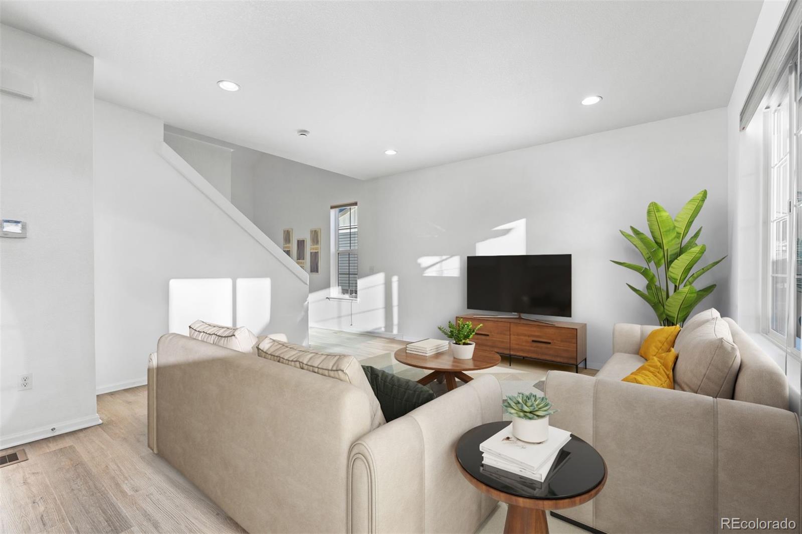 1849 Coach House Loop Castle Rock, CO 80109 - Photo 4 of 26