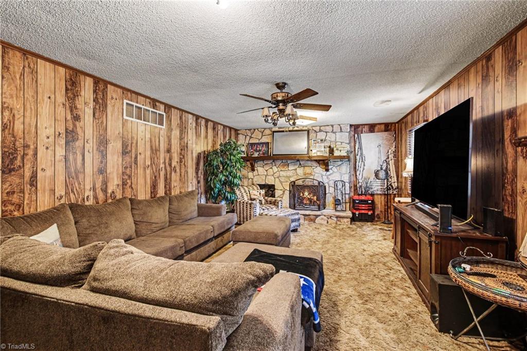 305 Walkertown Guthrie Road Winston-Salem, NC 27101 - Photo 26 of 31