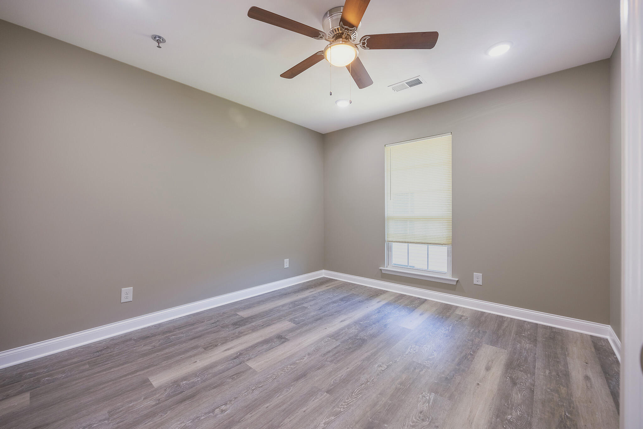 900 Mountain Creek Road, Unit 173 Chattanooga, TN 37405 - Photo 15 of 24 rp2402191-155-HDR