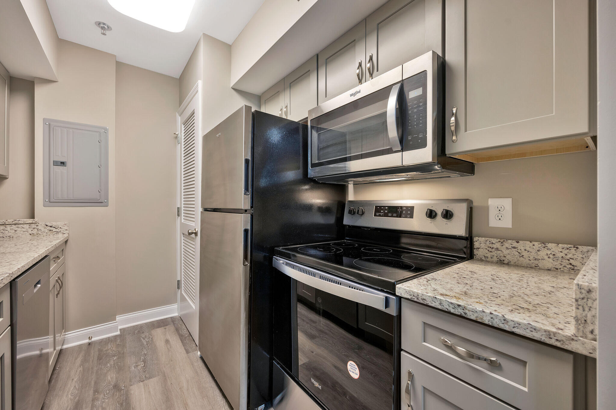 900 Mountain Creek Road, Unit 173 Chattanooga, TN 37405 - Photo 8 of 24 rp2402191-2012