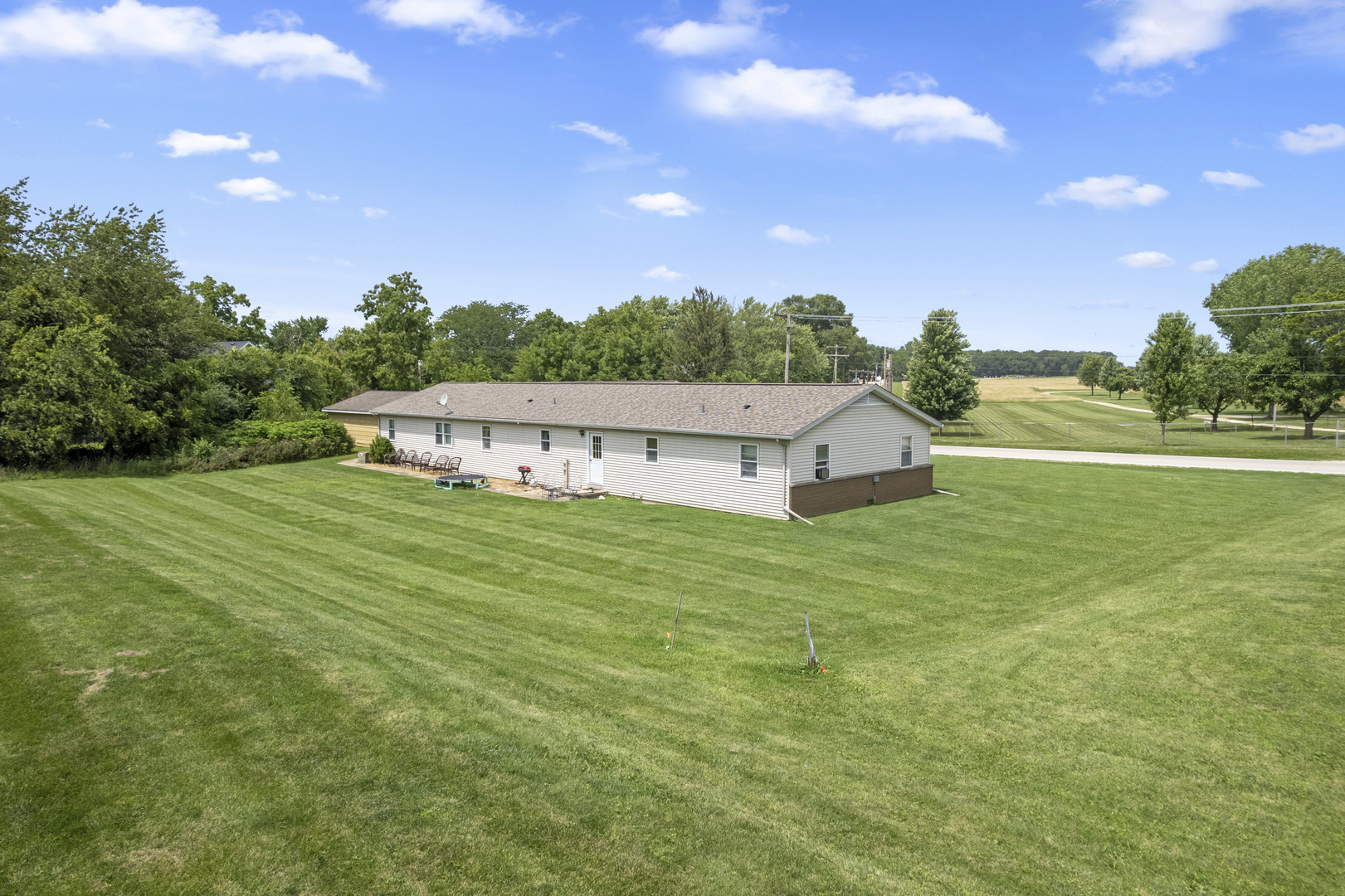 1620 Suydam Road Sandwich, IL 60548 - Photo 36 of 39