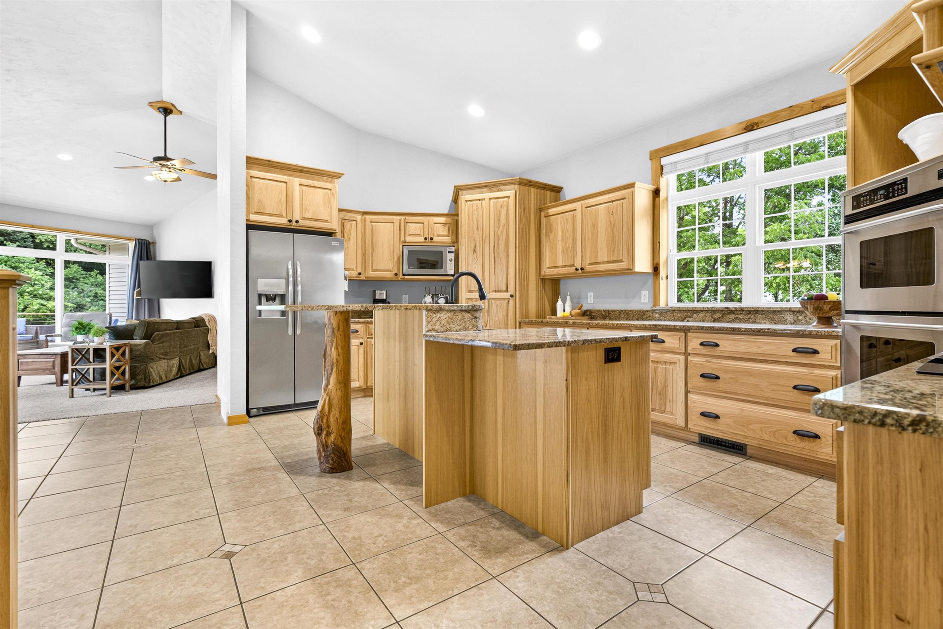 4305 Stoney Ridge Trail Oshkosh, WI 54904 - Photo 12 of 79