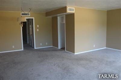 521 North Country Club Road, Unit B6 Tucson, AZ 85716 - Photo 3 of 23