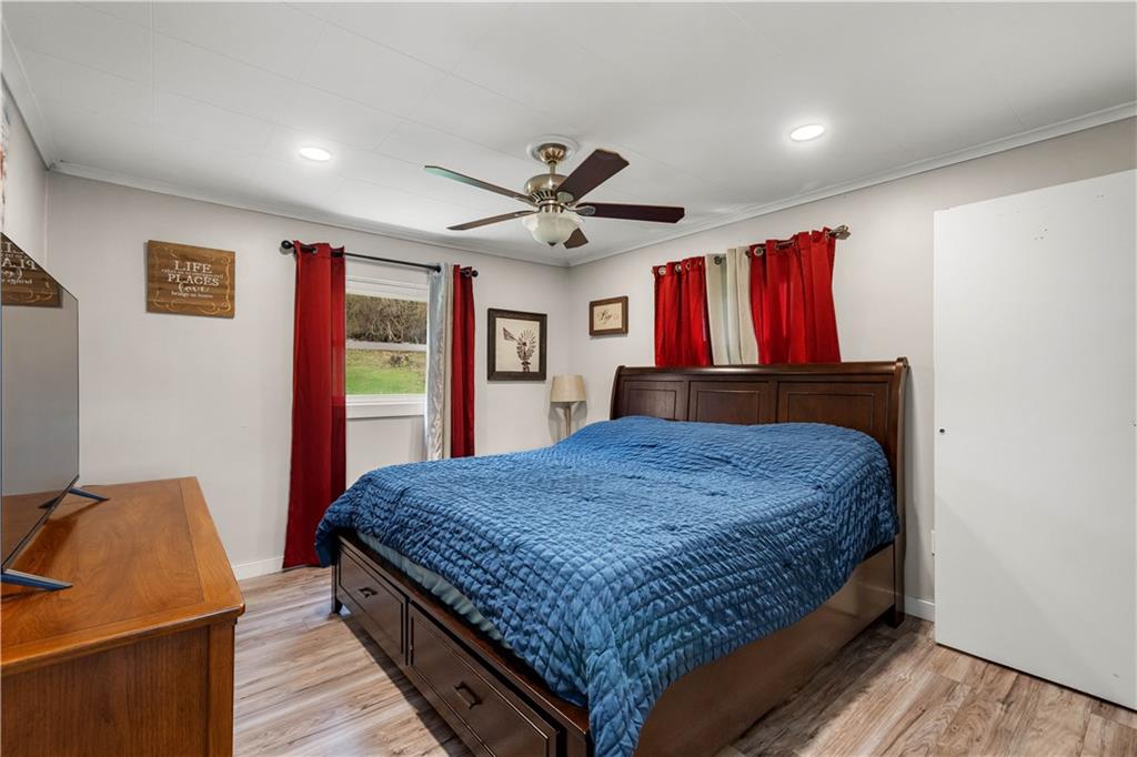 32 Maple Street Ellsworth, PA 15360 - Photo 13 of 25 Gallery Image 13