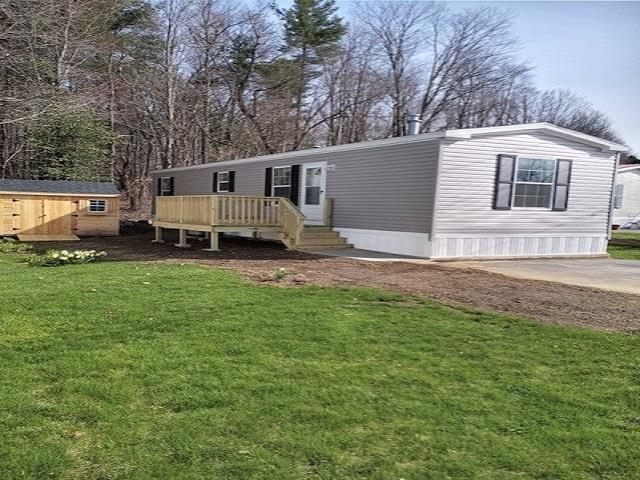 40 Hampton Road, Unit C17 Exeter, NH 03833 - Photo 3 of 32 Gallery Image 3
