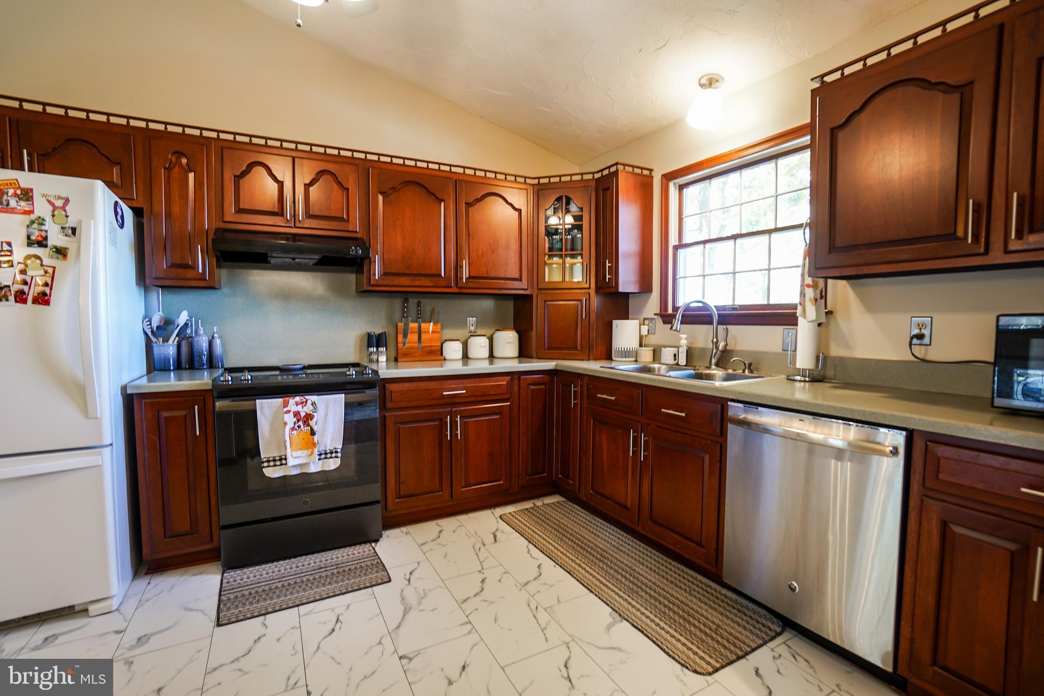 140 Northview Drive Hanover, PA 17331 - Photo 12 of 32