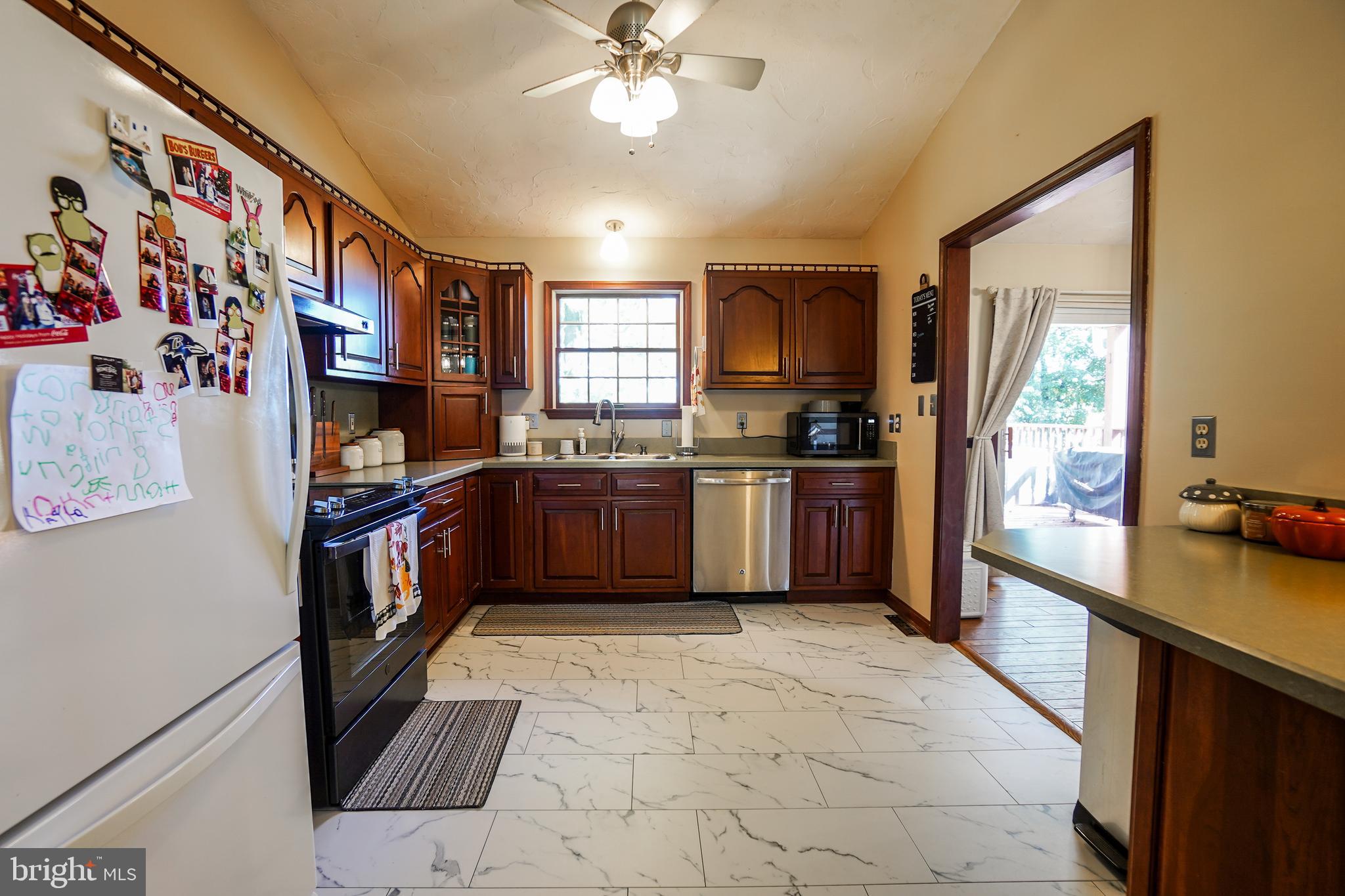 140 Northview Drive Hanover, PA 17331 - Photo 13 of 32