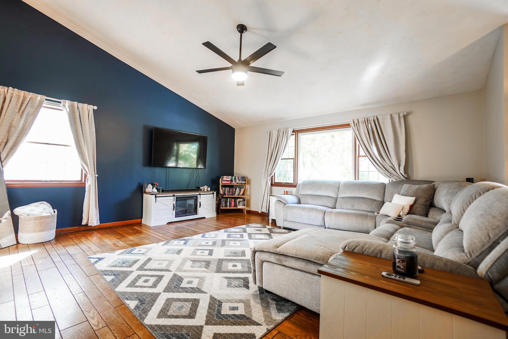 140 Northview Drive Hanover, PA 17331 - Photo 8 of 32