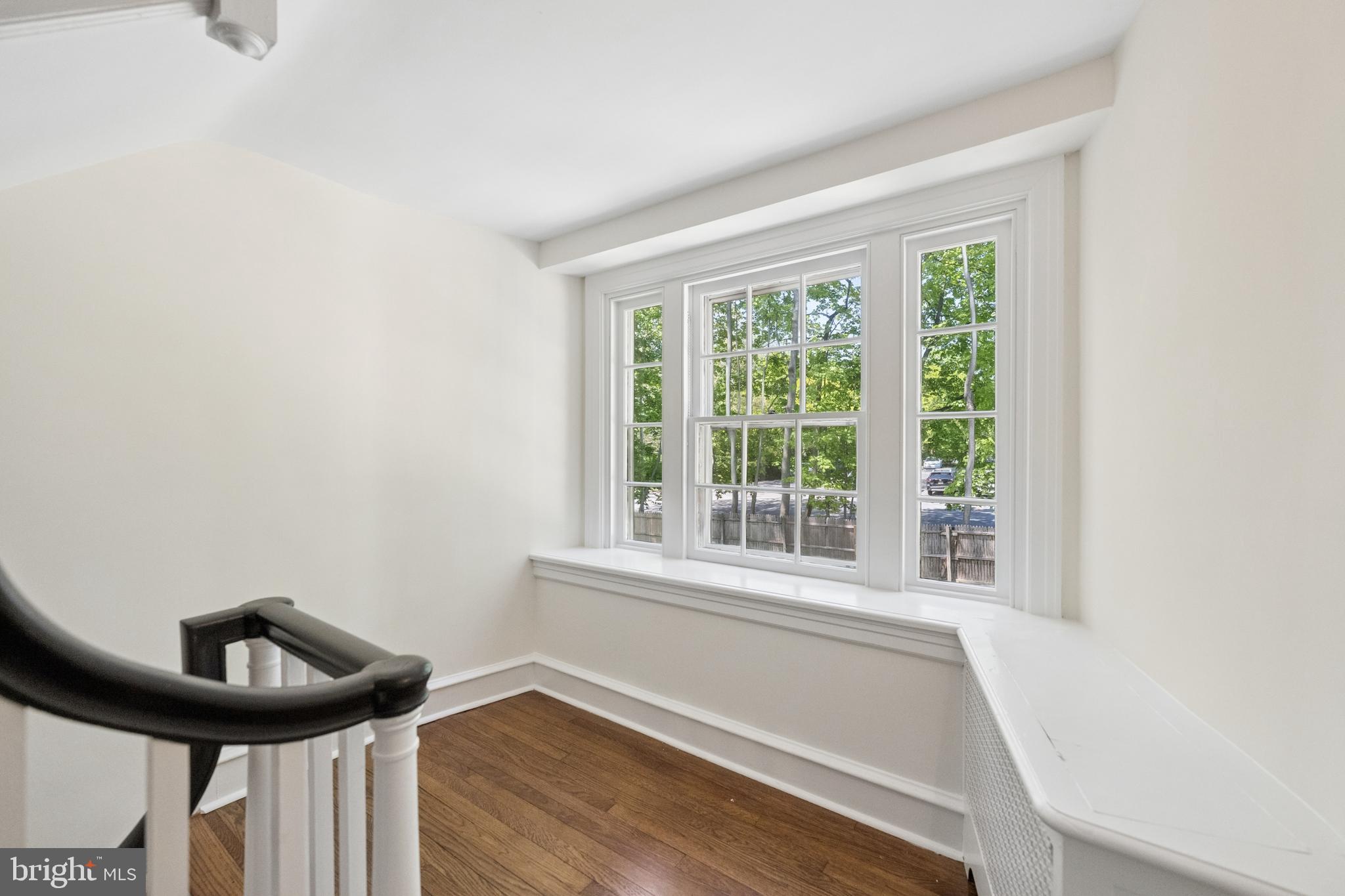 405 Wynmere Road Wynnewood, PA 19096 - Photo 25 of 44 Landing