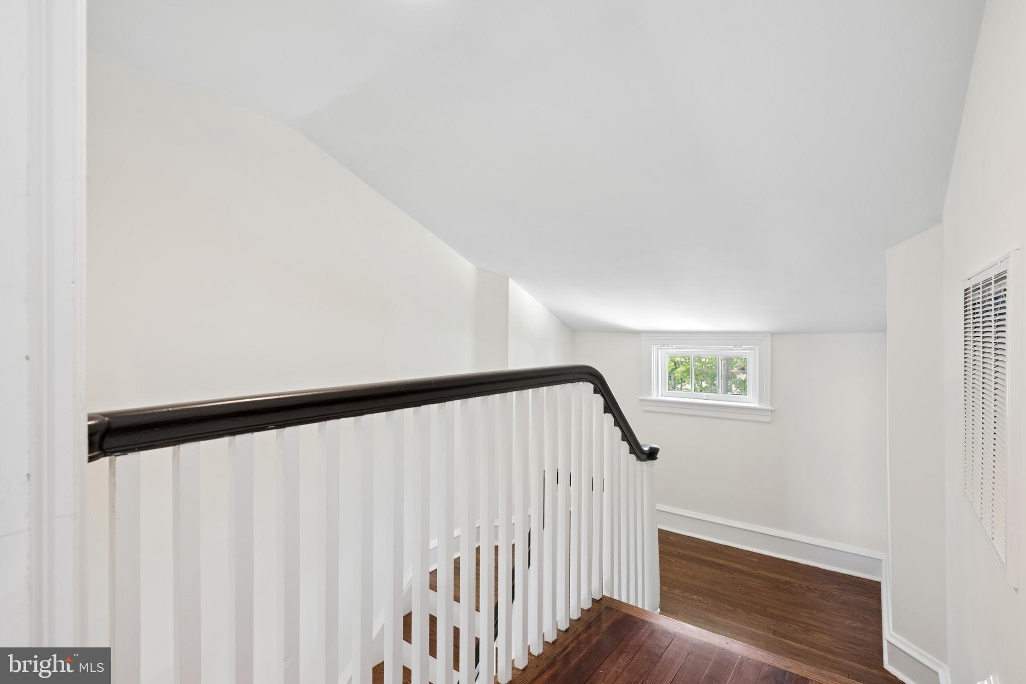 405 Wynmere Road Wynnewood, PA 19096 - Photo 36 of 44 3rd Fl Landing