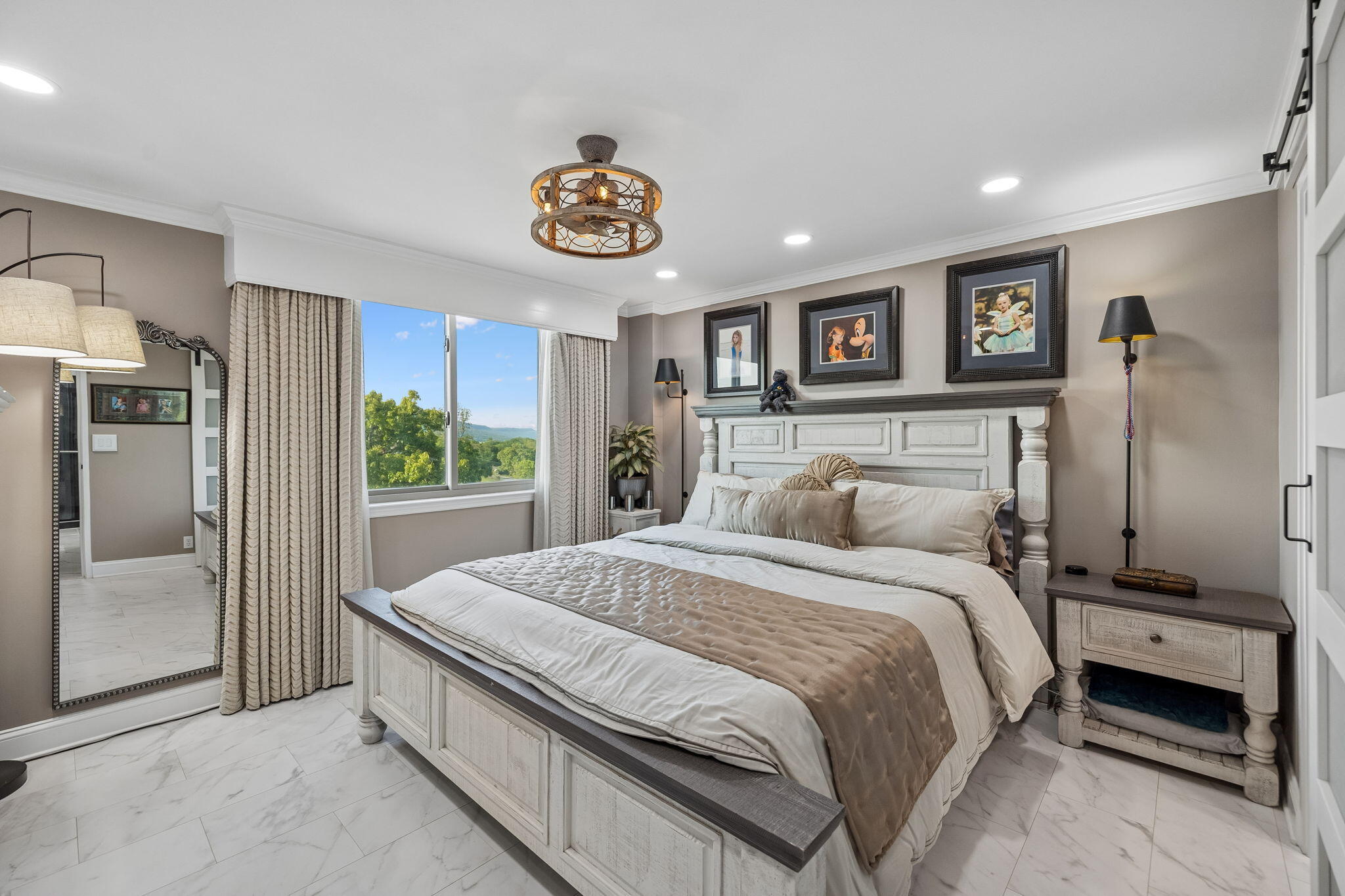 1131 Stringers Ridge Road, Unit 5D Chattanooga, TN 37405 - Photo 15 of 62 Primary Bedroom