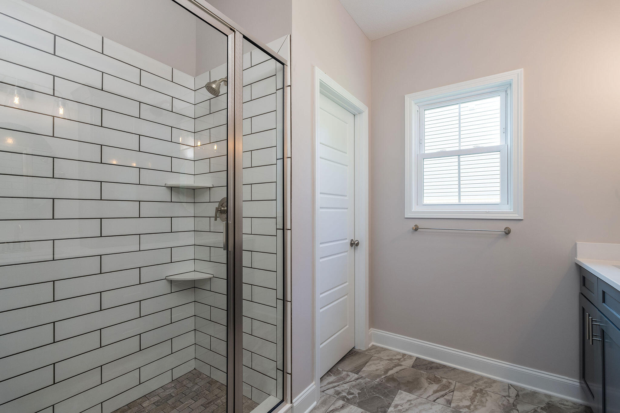 112 Ervin Loop Erwin, TN 37650 - Photo 14 of 20 DSC09199-Edit