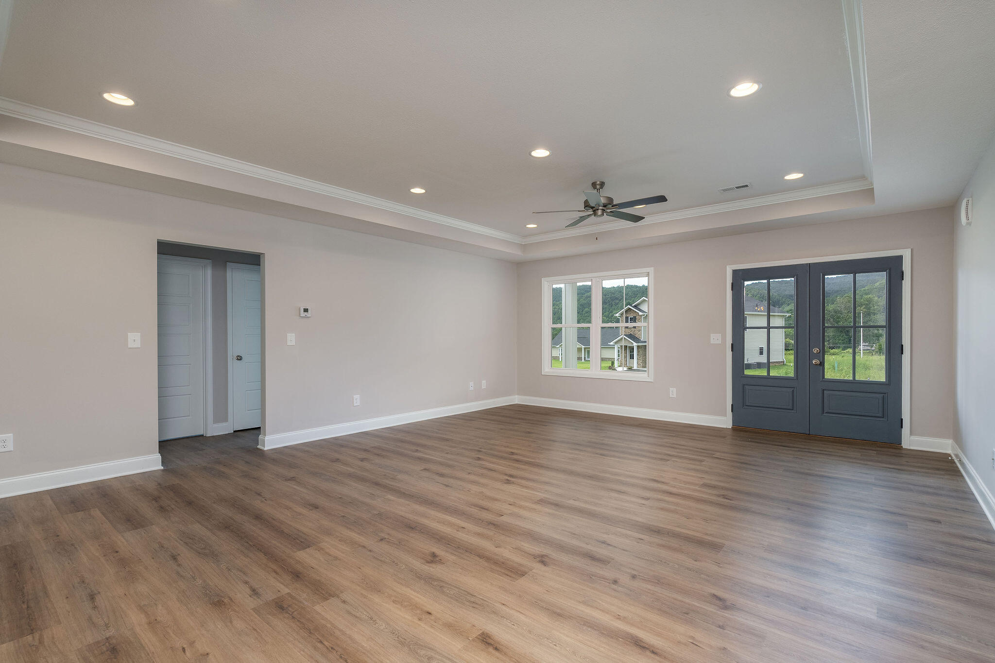 112 Ervin Loop Erwin, TN 37650 - Photo 7 of 20 DSC09222-Edit