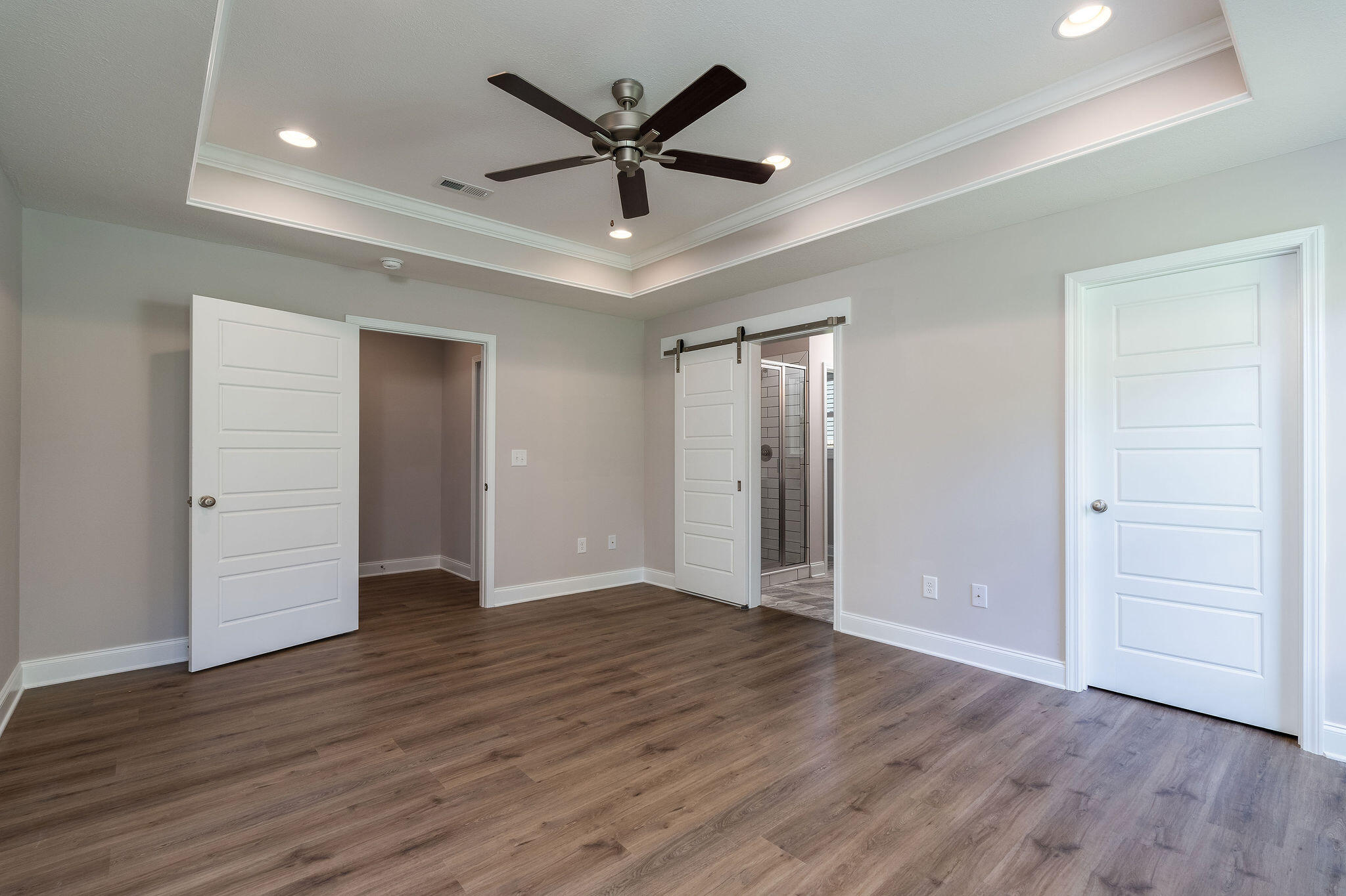 112 Ervin Loop Erwin, TN 37650 - Photo 10 of 20 DSC09176-Edit