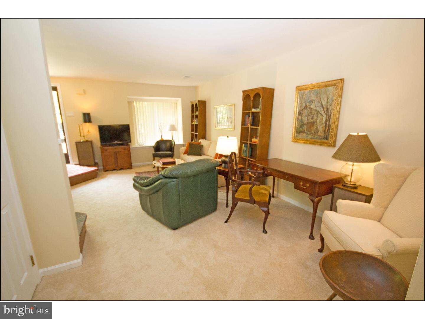 30 Flintlock Lane Wayne, PA 19087 - Photo 4 of 22 Gallery Image 4