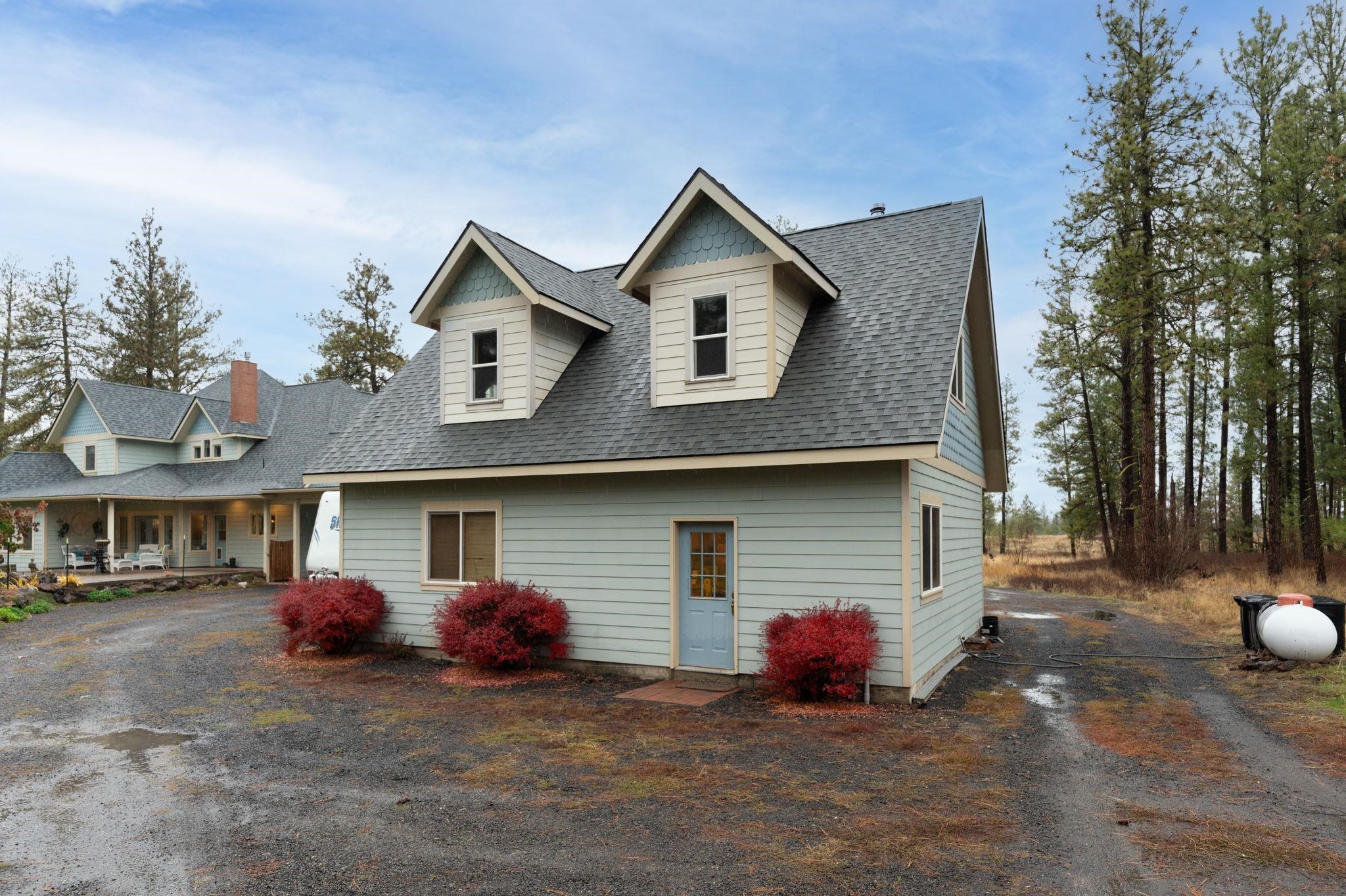 21220 West Watt Road Cheney, WA 99004 - Photo 8 of 39