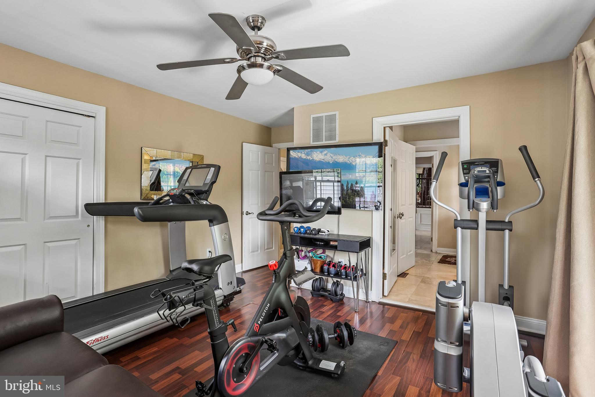 21 Brookwood Road Mount Laurel, NJ 08054 - Photo 21 of 76 1st Floor Guest Suite